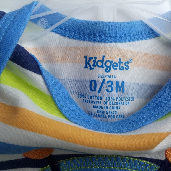 Two Kidgets Onesies Size 0-3 M - Picture 8 of 8